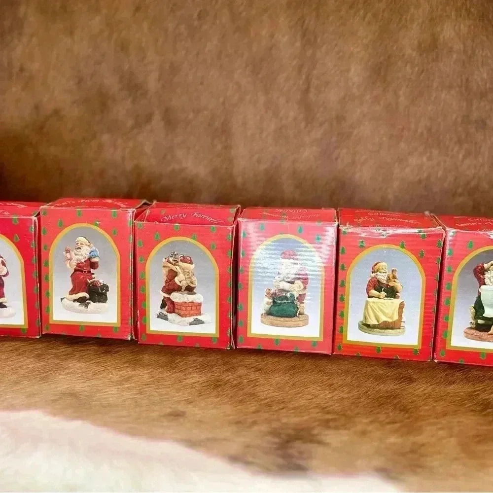 Santa Claus Figurines Set of 6